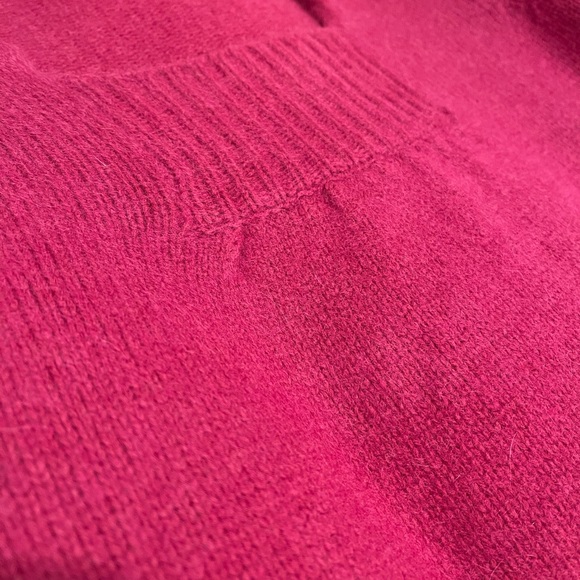 Ann Taylor Loft XS wool magenta 3/4 sleeve sweater - Picture 2 of 7